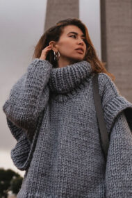 Solid Patchwork Chunky Fluffy Turtleneck Sweater - Image 3