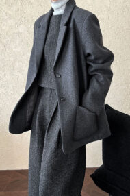 Wool Blend Relaxed Fit Blazer - Image 6