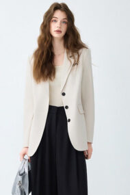 Elegant Long Sleeve Blazer - Image 4