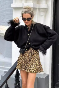 Elegant Feather Trim Cardigan - Image 3