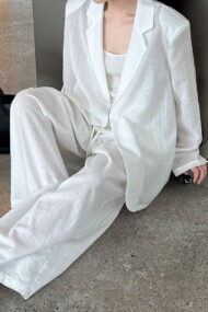 Lightweight Linen-Look Blazer - Image 3