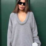 3D V Neck Paneled Oversized Solid Sweater