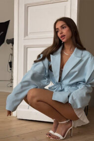 V-Neck Belted Shoulder Pad Blazer - Image 6