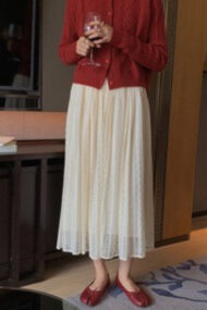 Vintage Ribbed Cropped Cardigan - Image 4